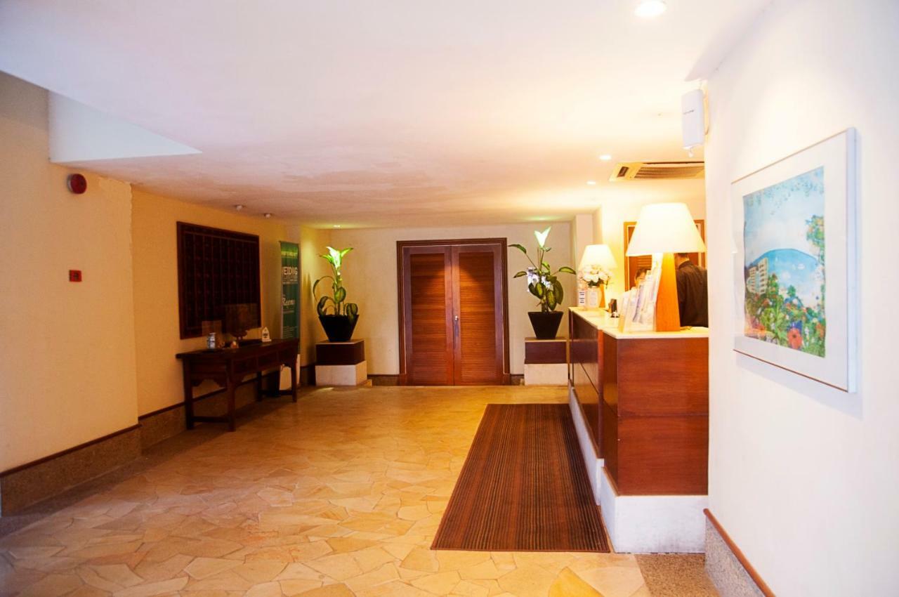 'Newly Refurbished' 'Sunny Seaview' At Regency With 2 Carpark By Shine Stay Porto Dickson Exterior foto